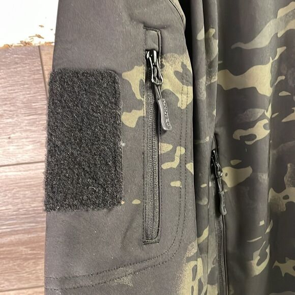 Free Soldier Tactical Waterproof Softshell Hooded Hiking Jacket Large Camo - Picture 8 of 16
